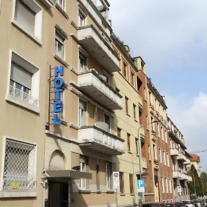 Corallo 3* Milano